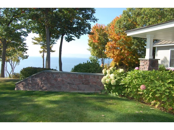 355 Morgan Drive, Unit 11
