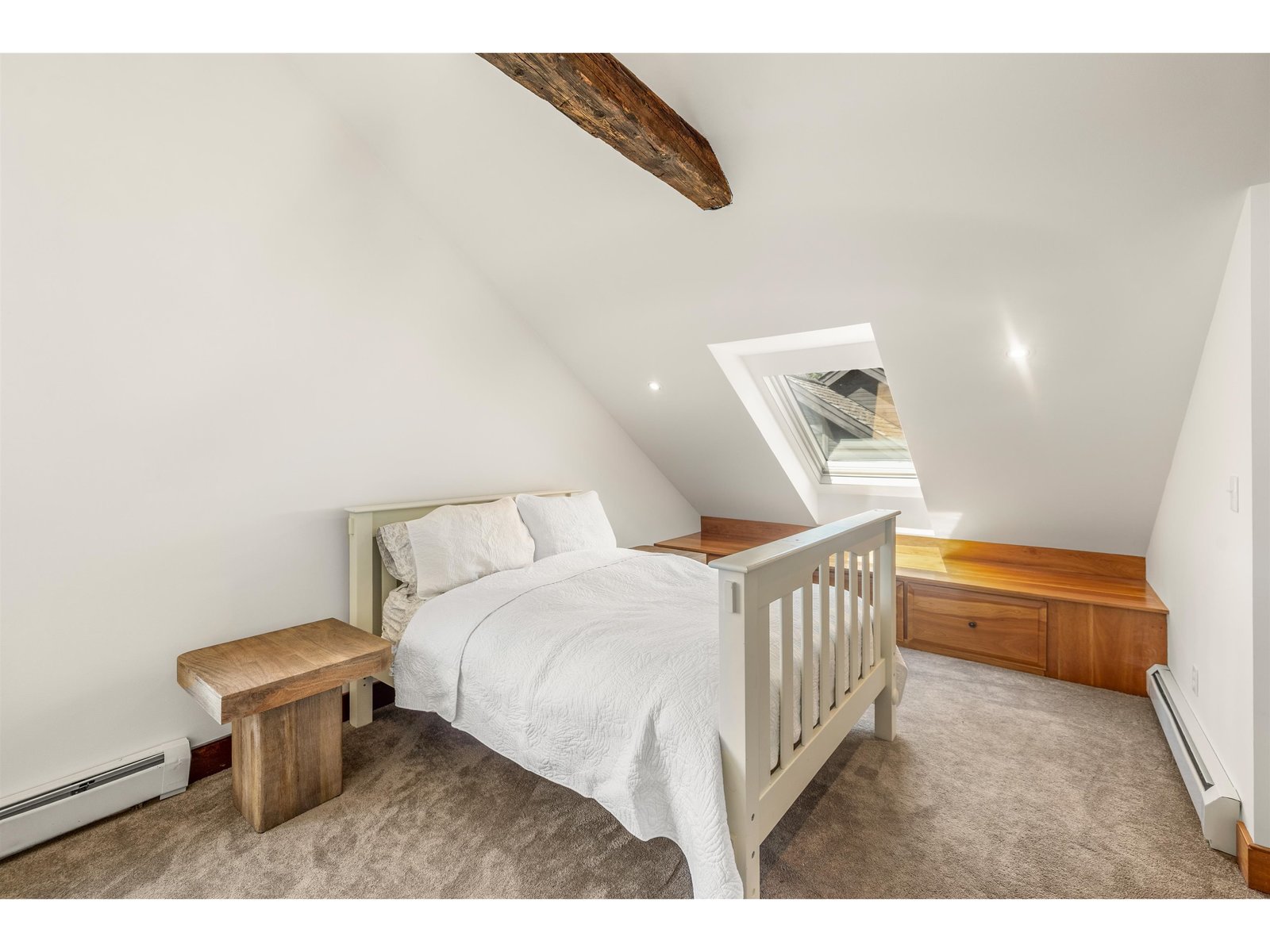 356 Weeks Hill Meadows, Unit 1