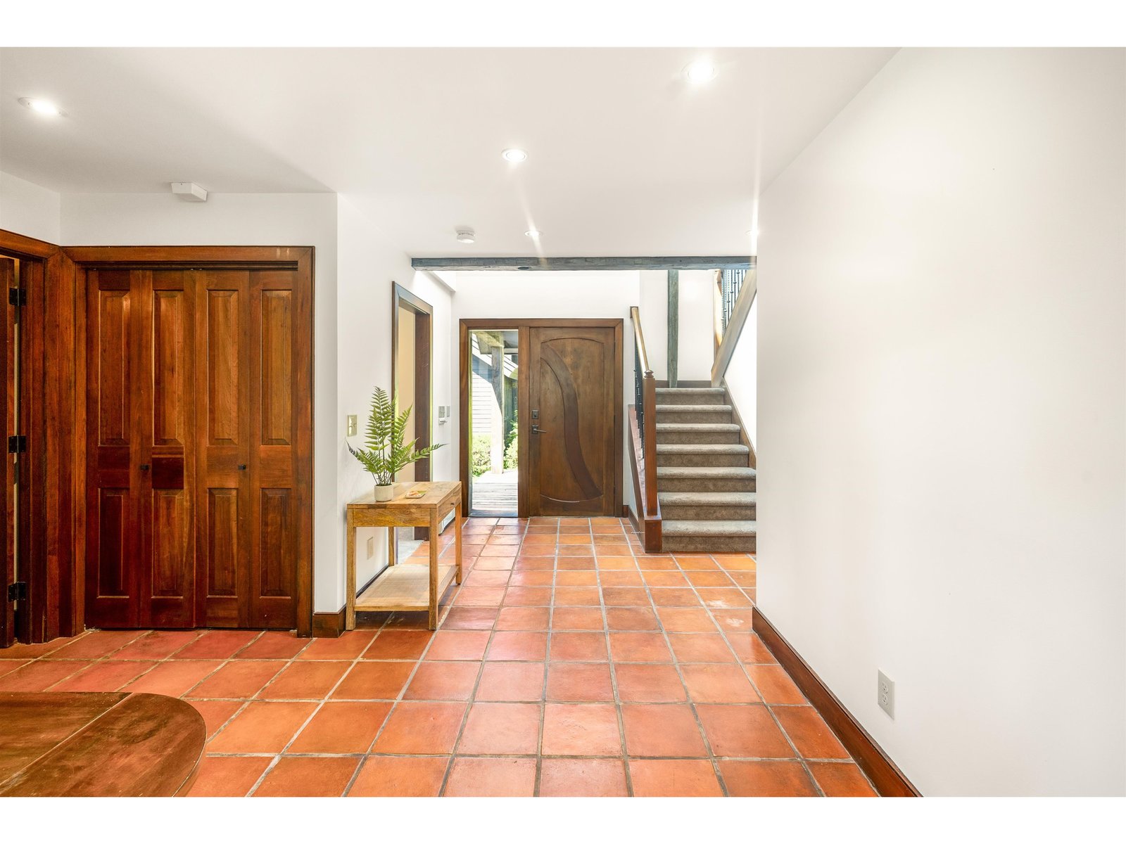356 Weeks Hill Meadows, Unit 1