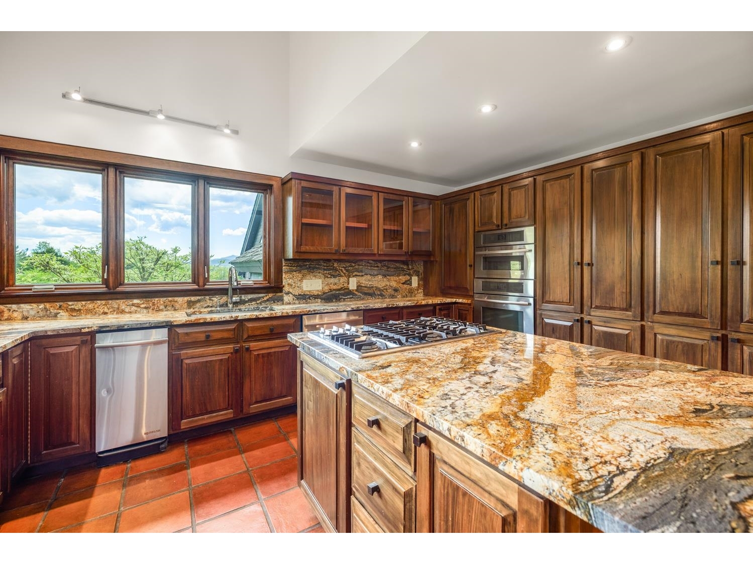 356 Weeks Hill Meadows, Unit 1