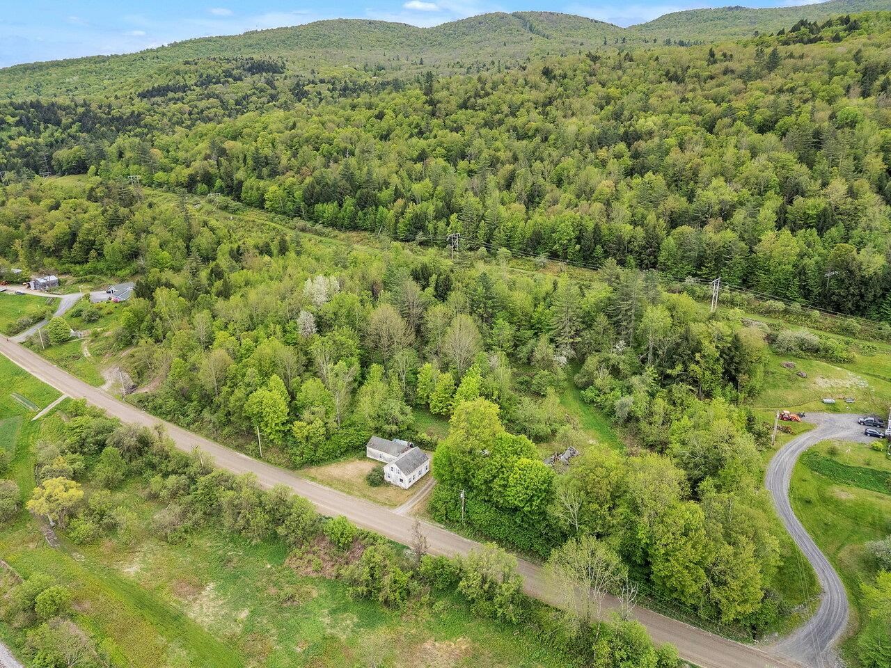 3567 River Road