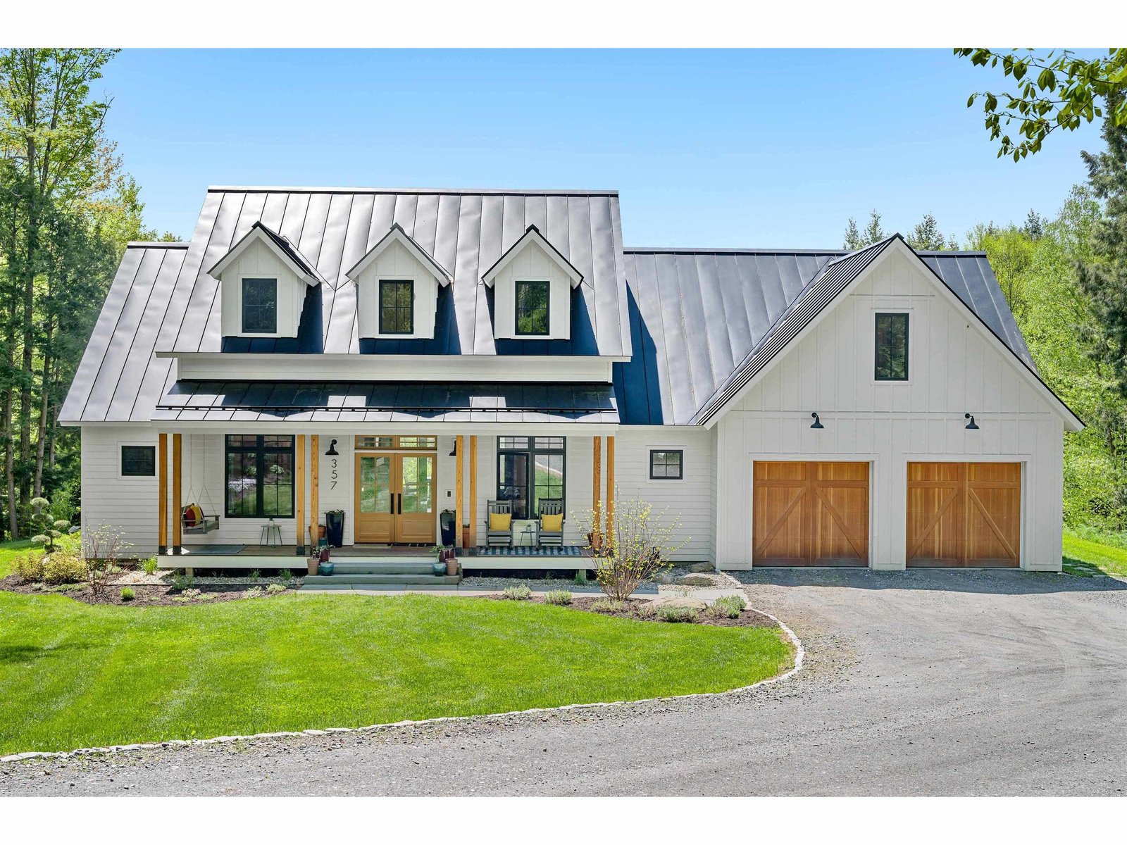 357 Country Club Loop, Stowe
