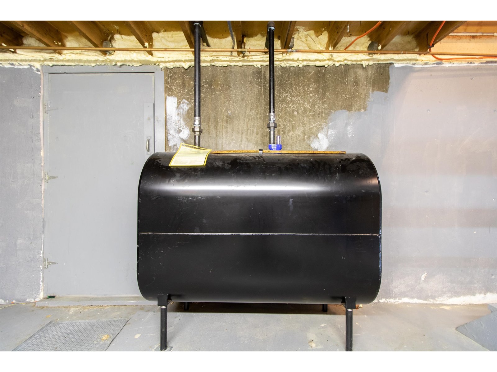 275 Gallon Oil Tank