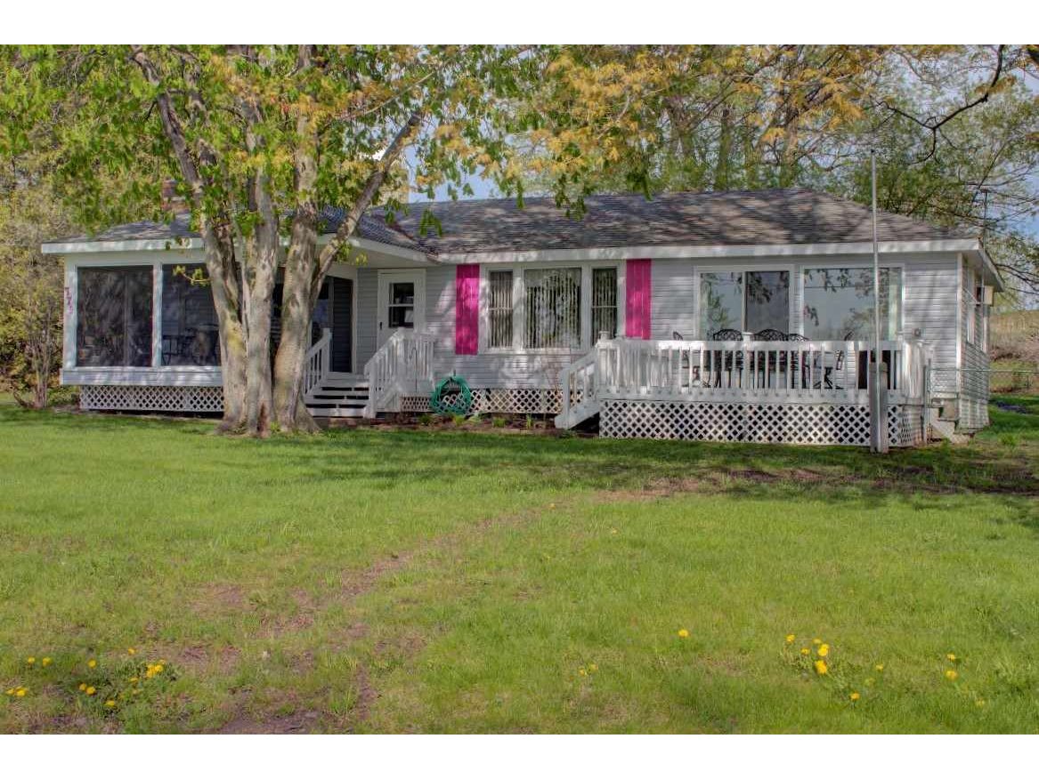3581 West Shore Road Alburgh, Vermont Sold in 2020