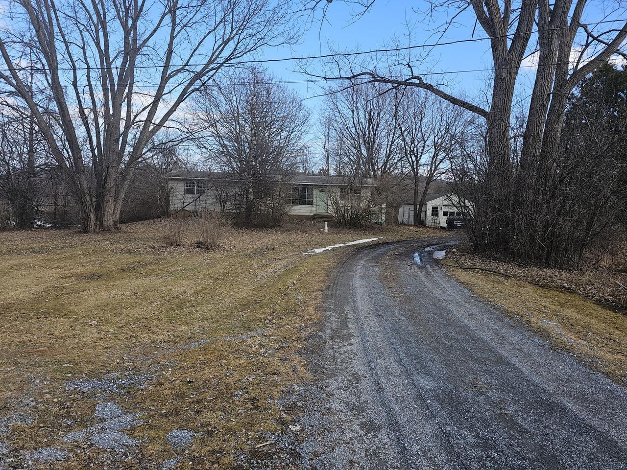 3597 Lake Road