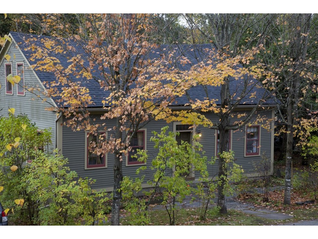36 Conway Court