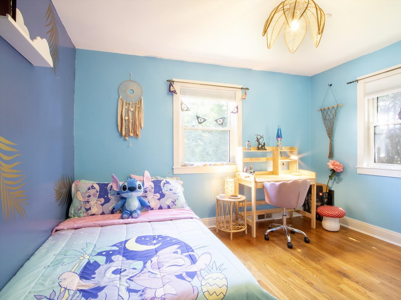 Second bedroom