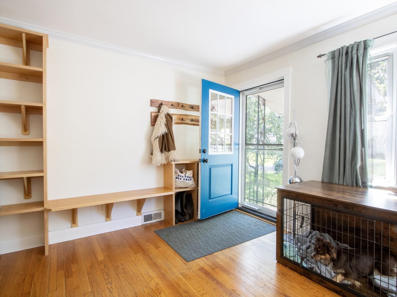 Welcoming entry with built-ins