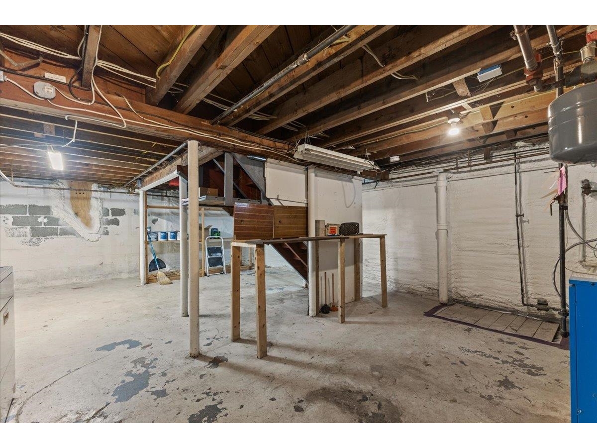 360 Flynn Avenue
