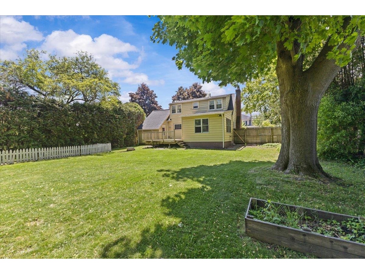 360 Flynn Avenue