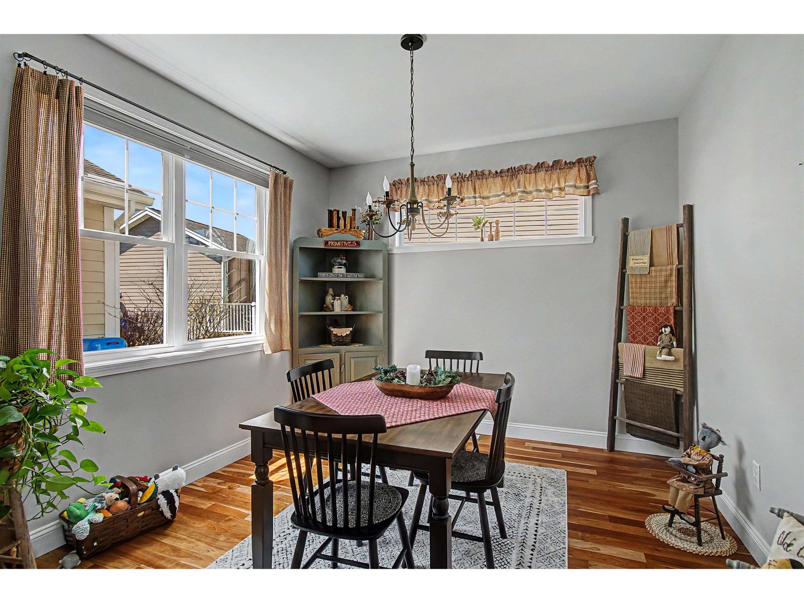 360 Zephyr Road
