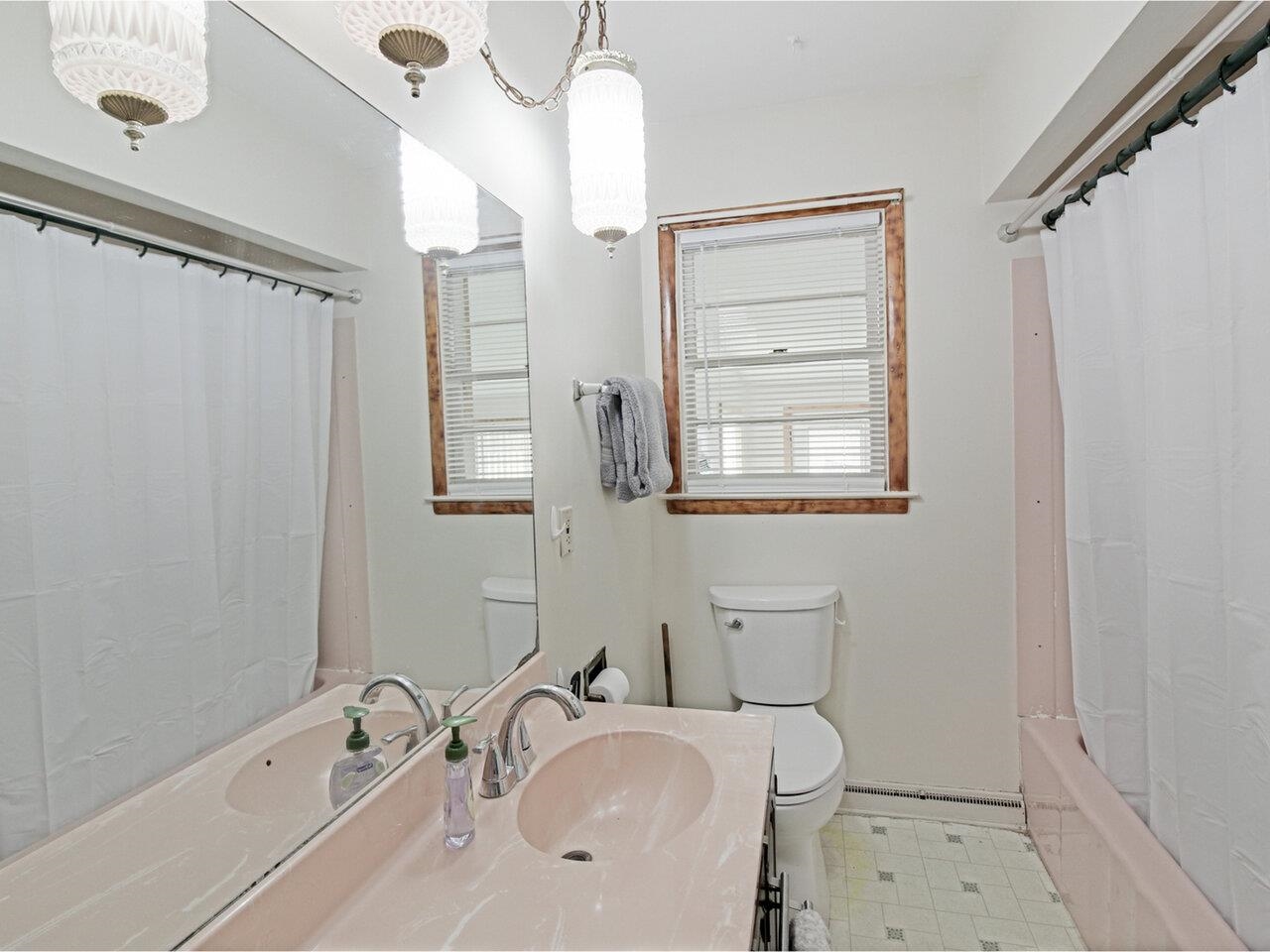 Full Bath