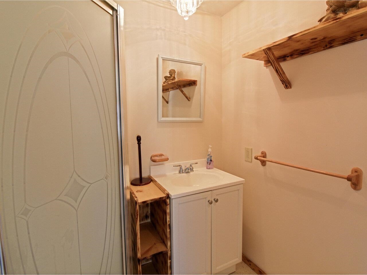 3/4 Bath off Living Room