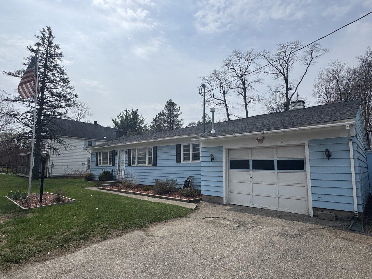 1-Car Garage