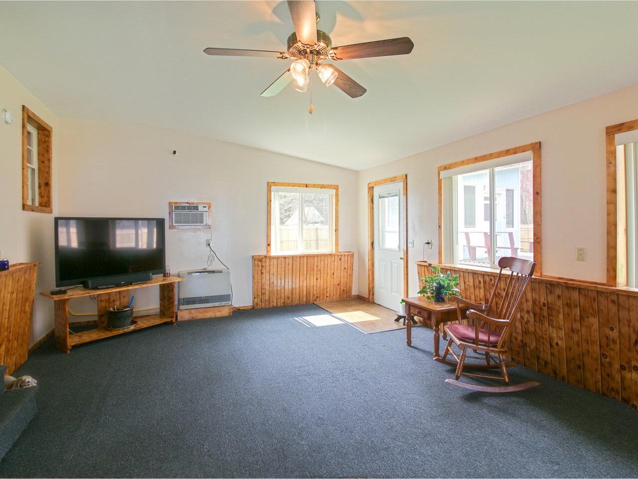 Spacious Living Room