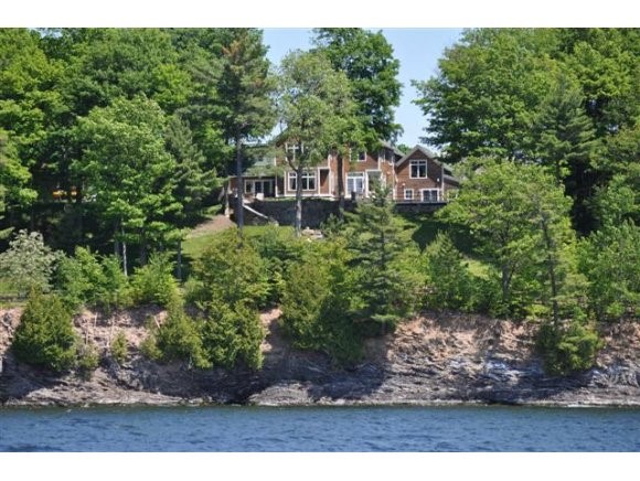3611 Harbor Road