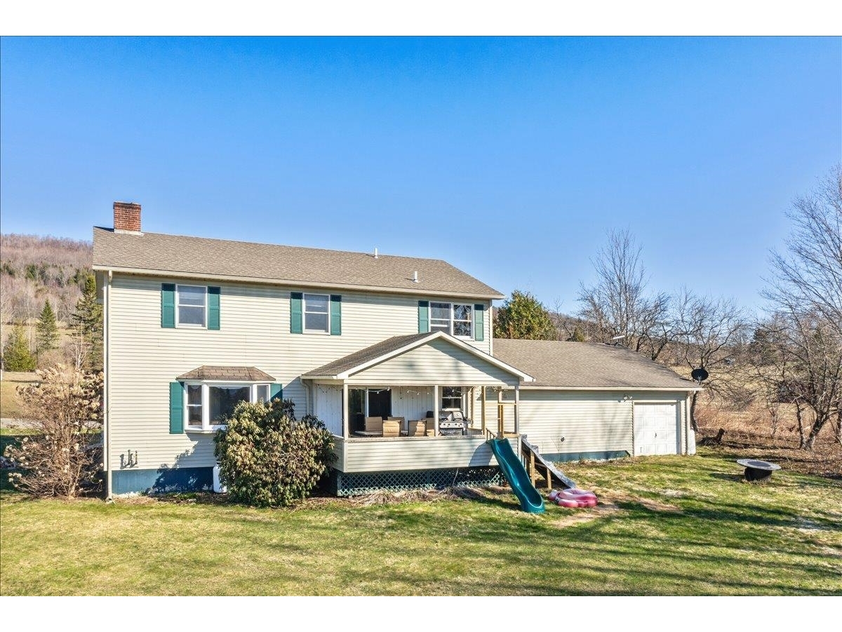 3614 Creek Road
