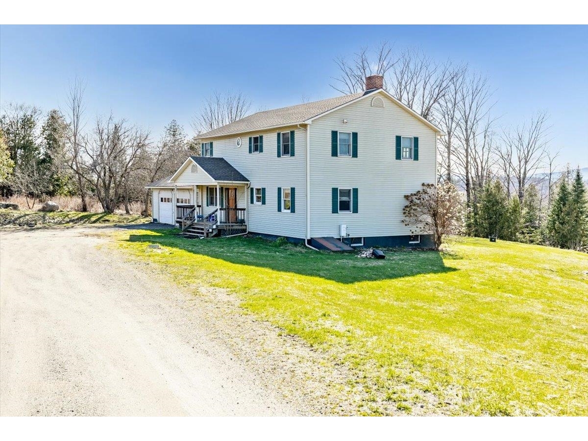 3614 Creek Road