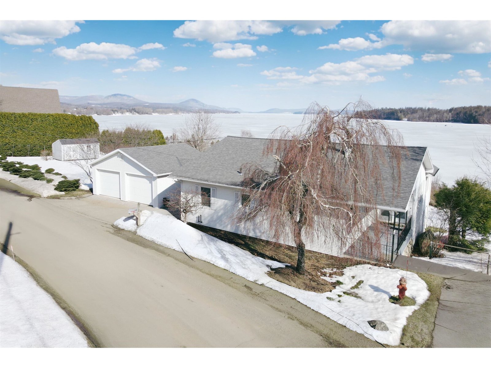 362 Farrant Street Newport, VT