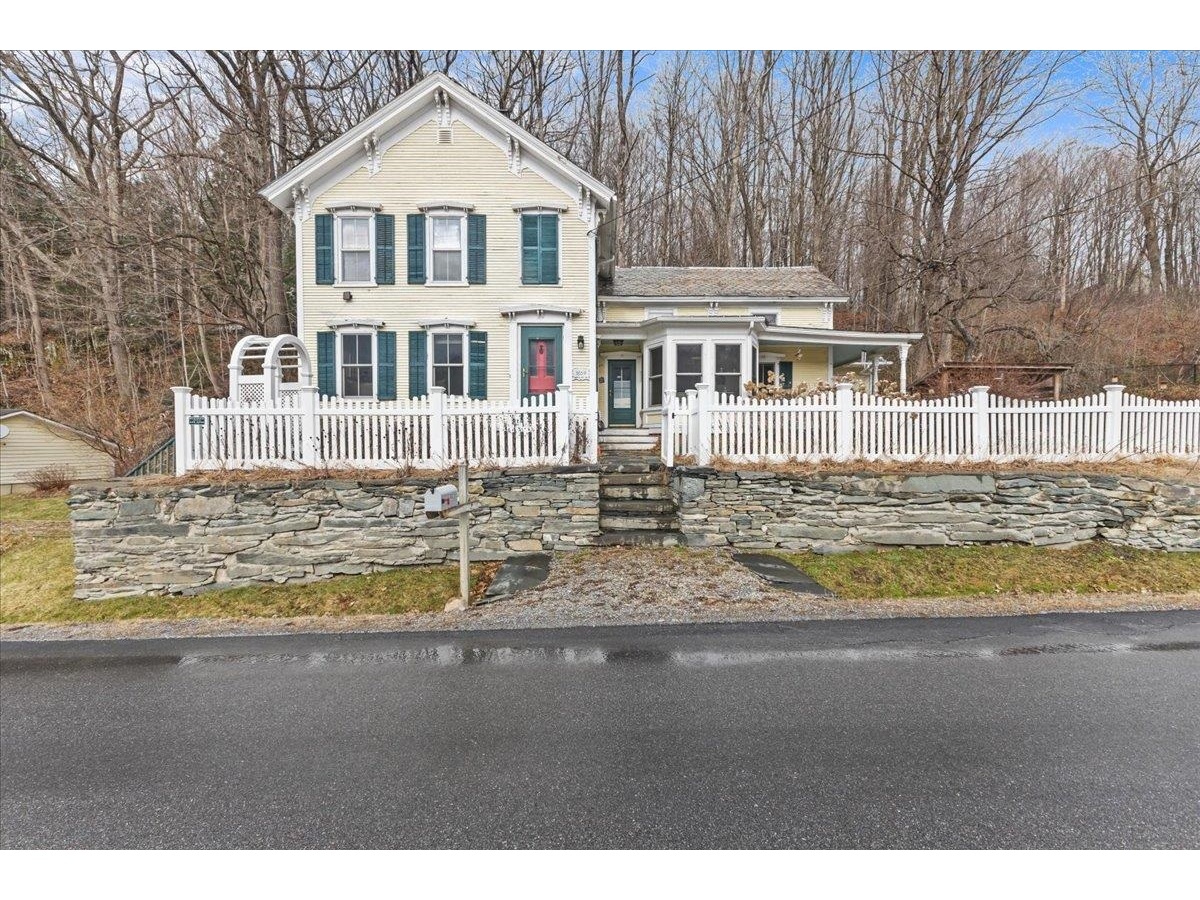 362 River Road