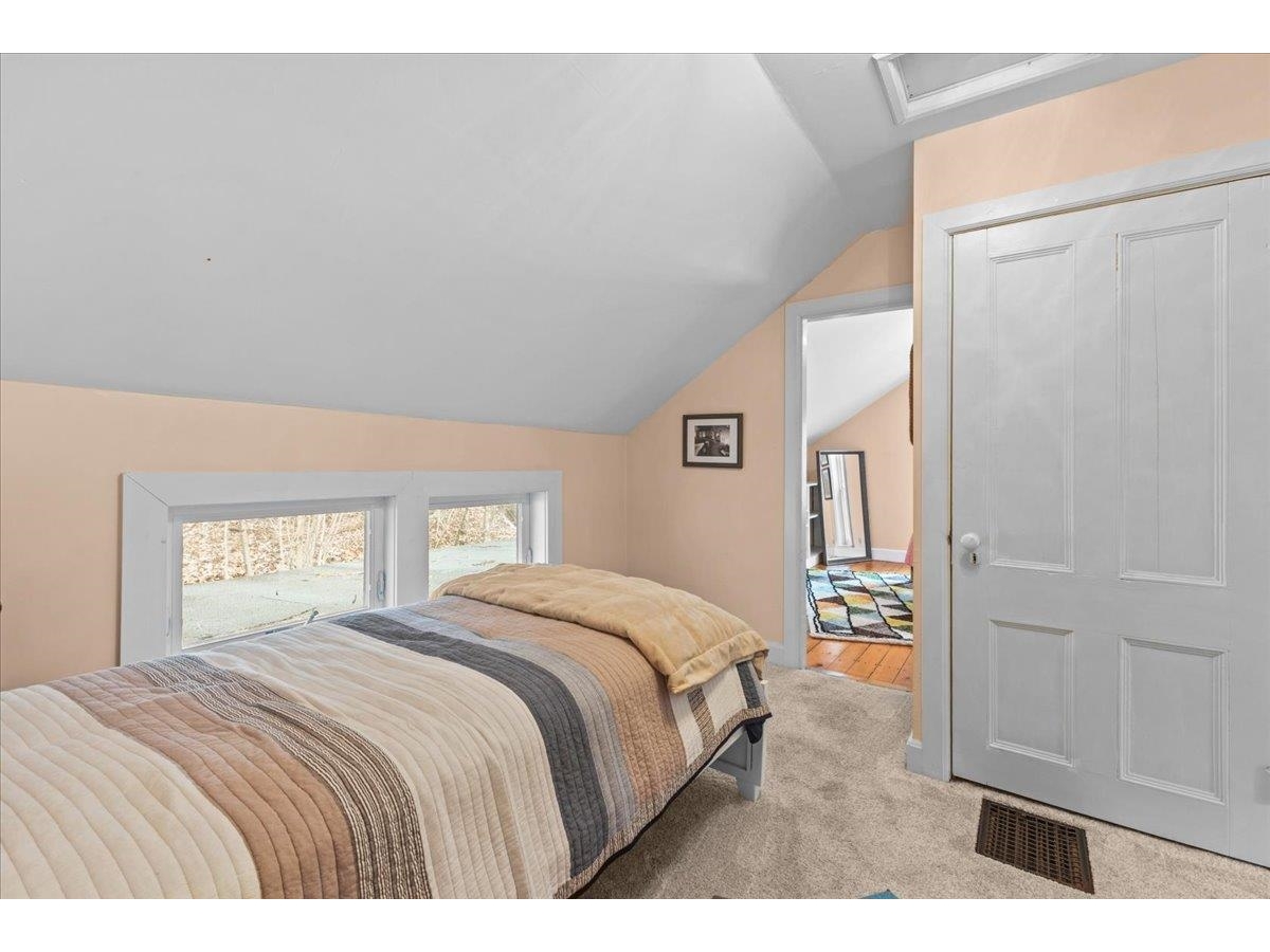 362 River Road