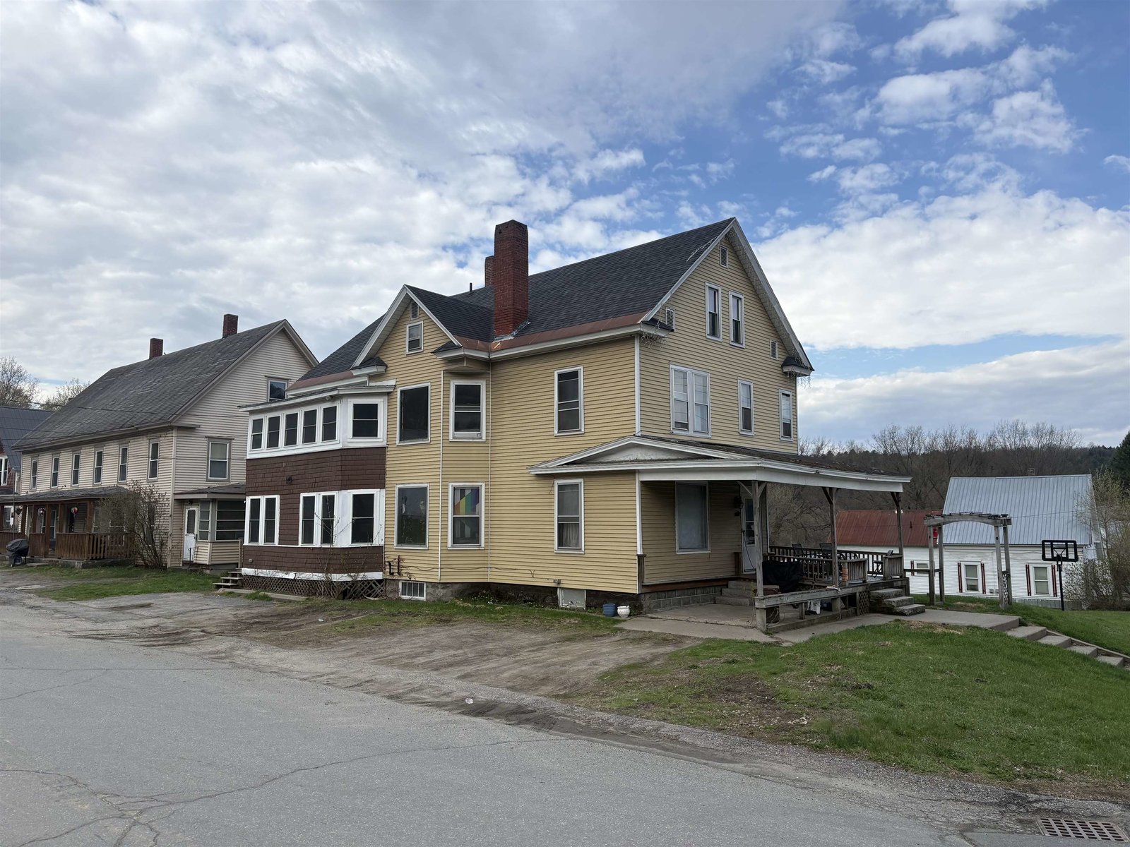 363 Charles Street, Lyndon
