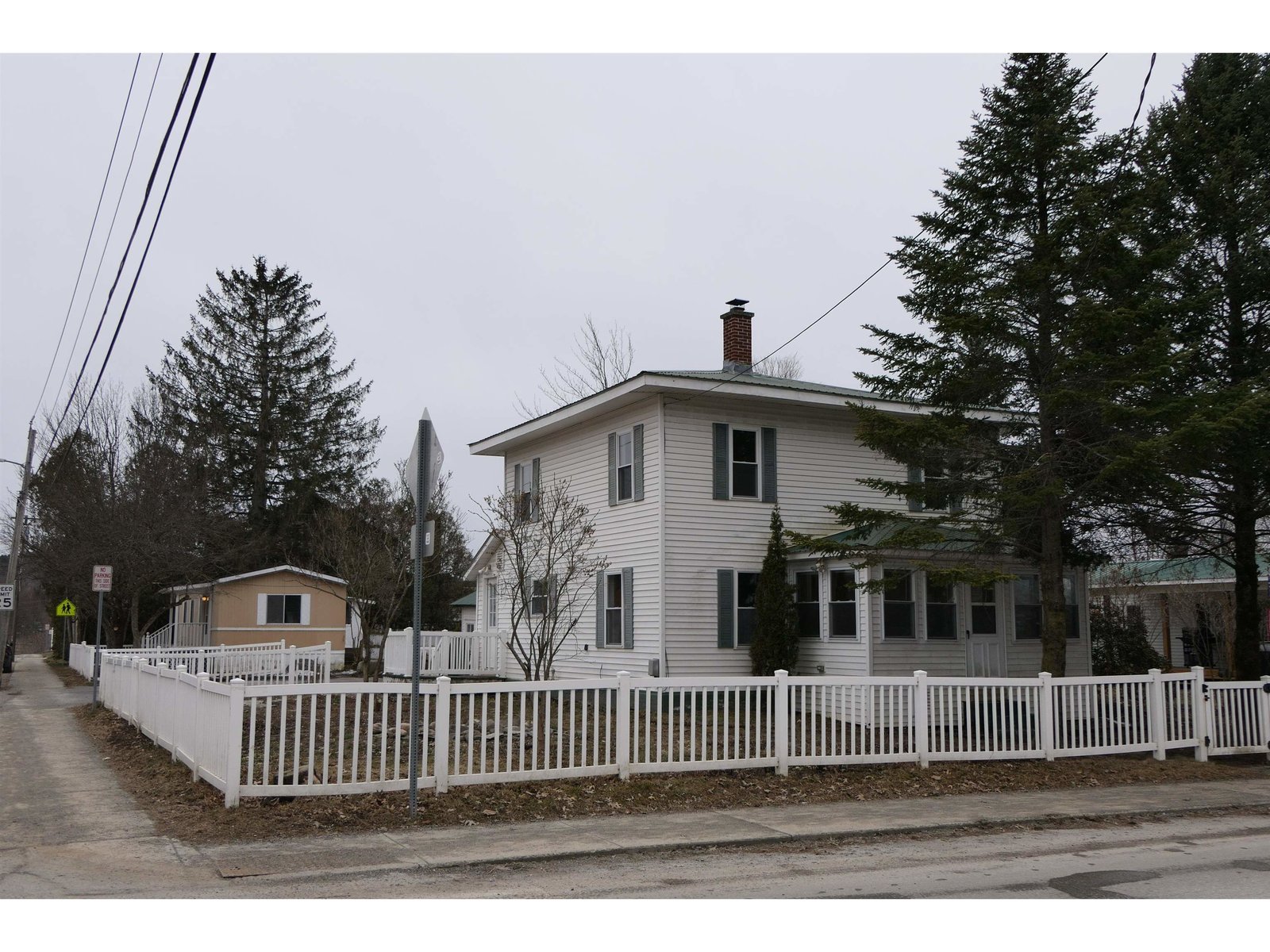 363 Dickinson Avenue, Enosburg