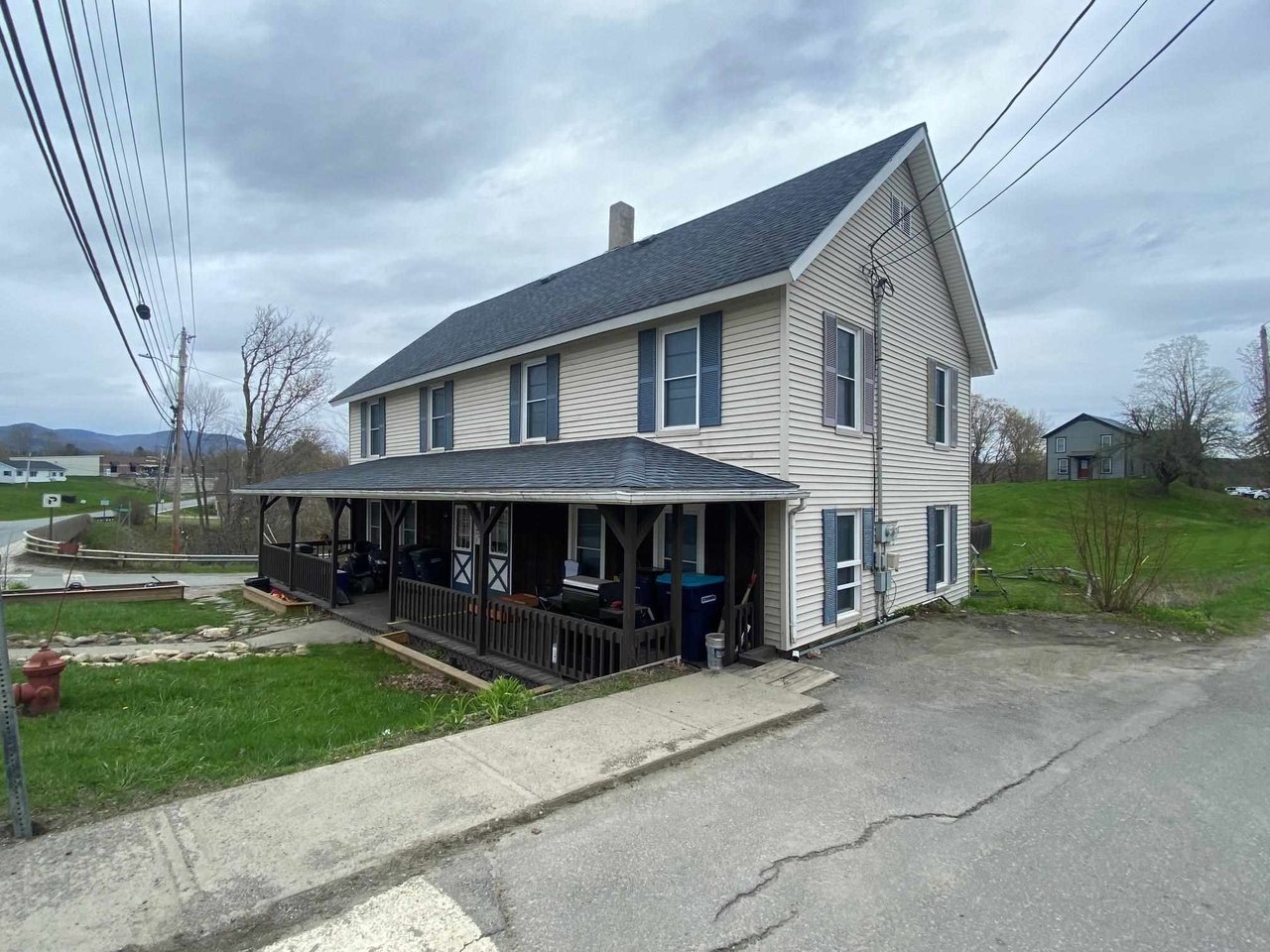 364 N. Pleasant Street