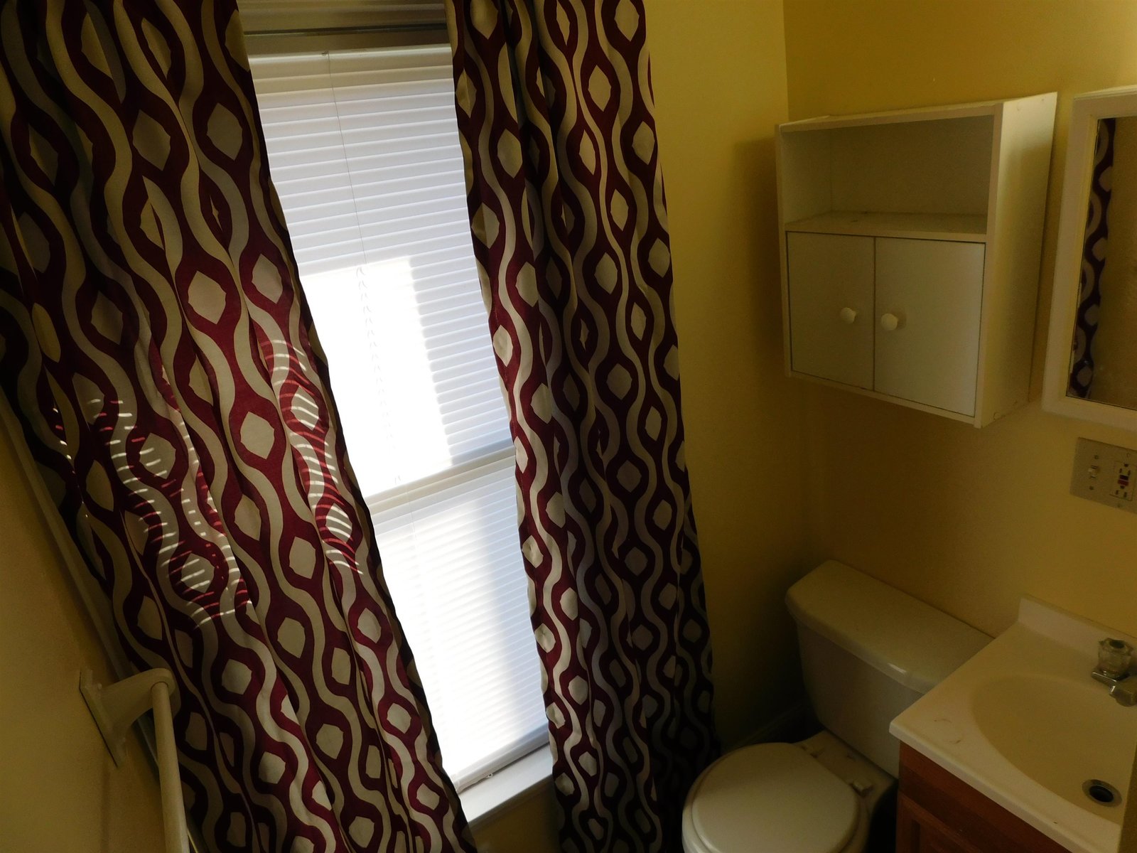 Apt 1