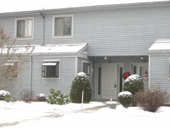 365 Locust Hill Dr, Unit 365