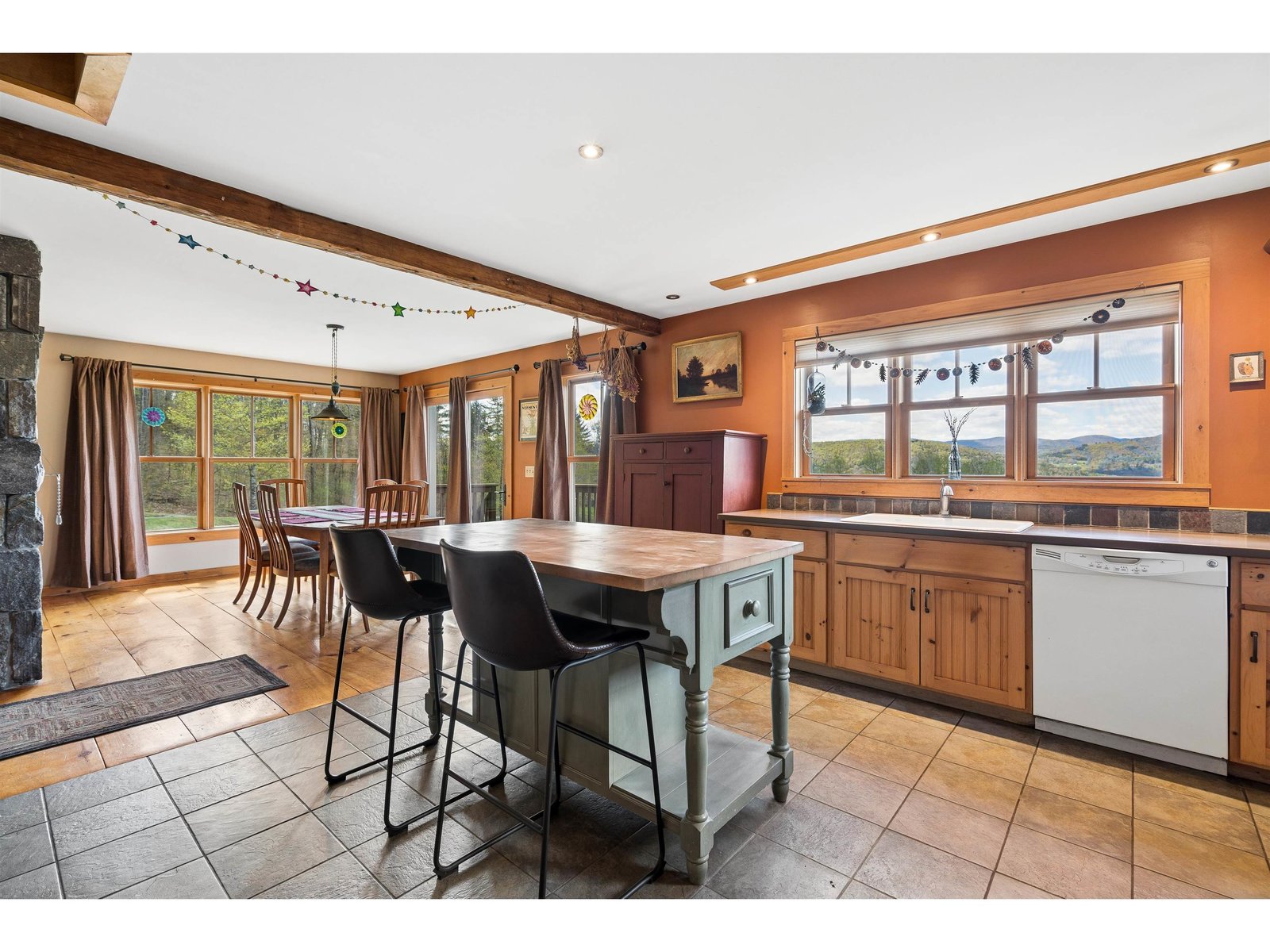 3673 Fish Hill Road