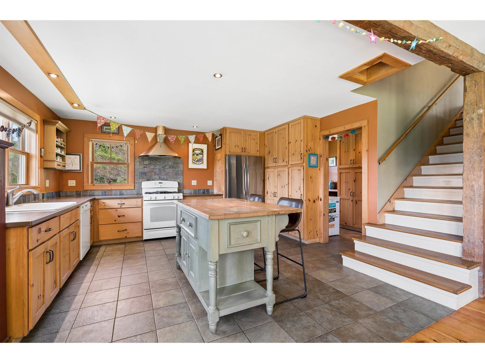 3673 Fish Hill Road