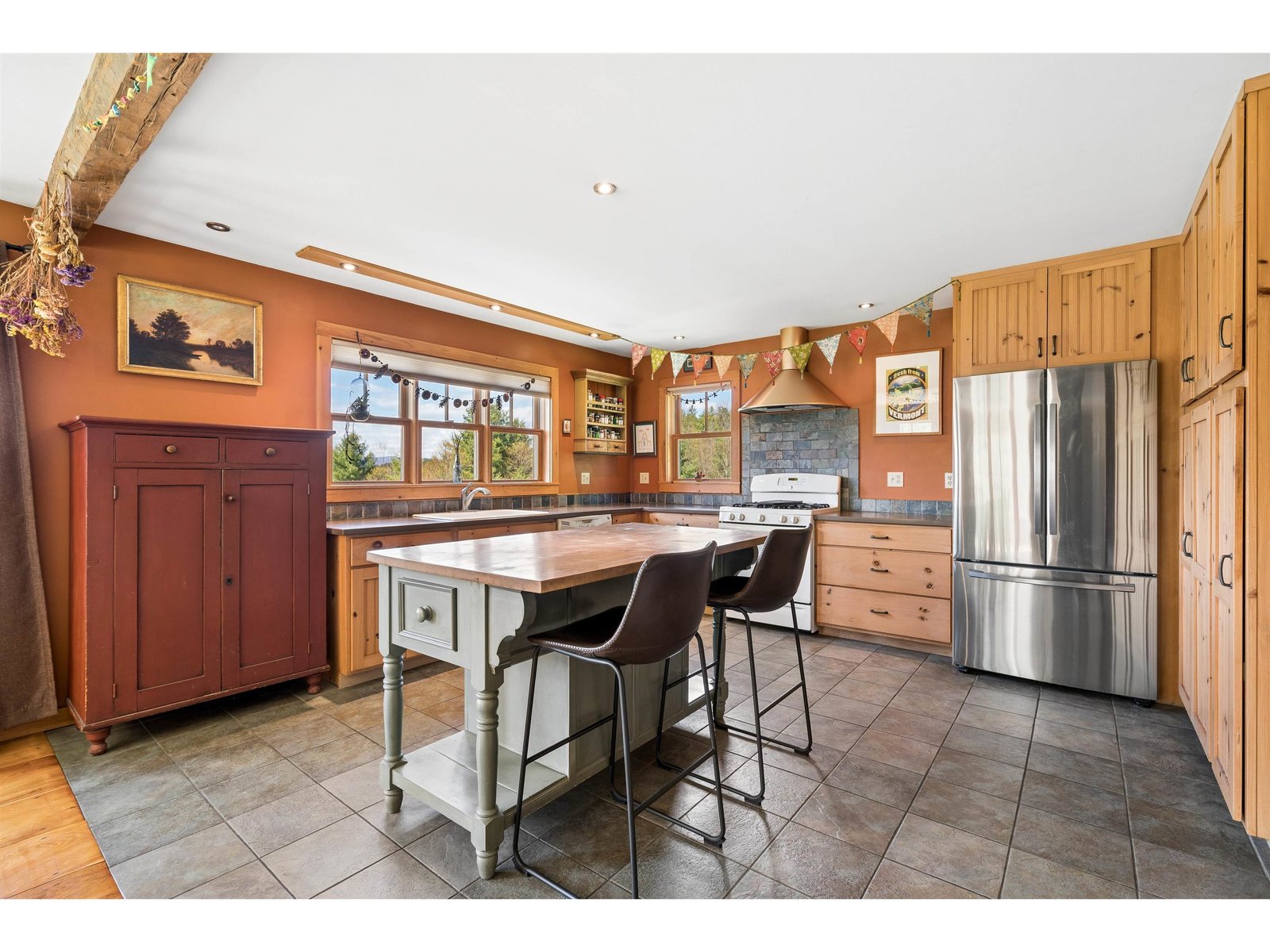 3673 Fish Hill Road