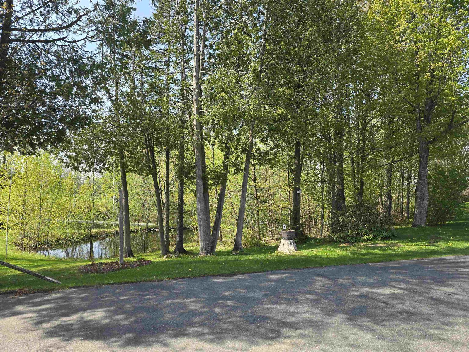 369 Bushey Hill Road