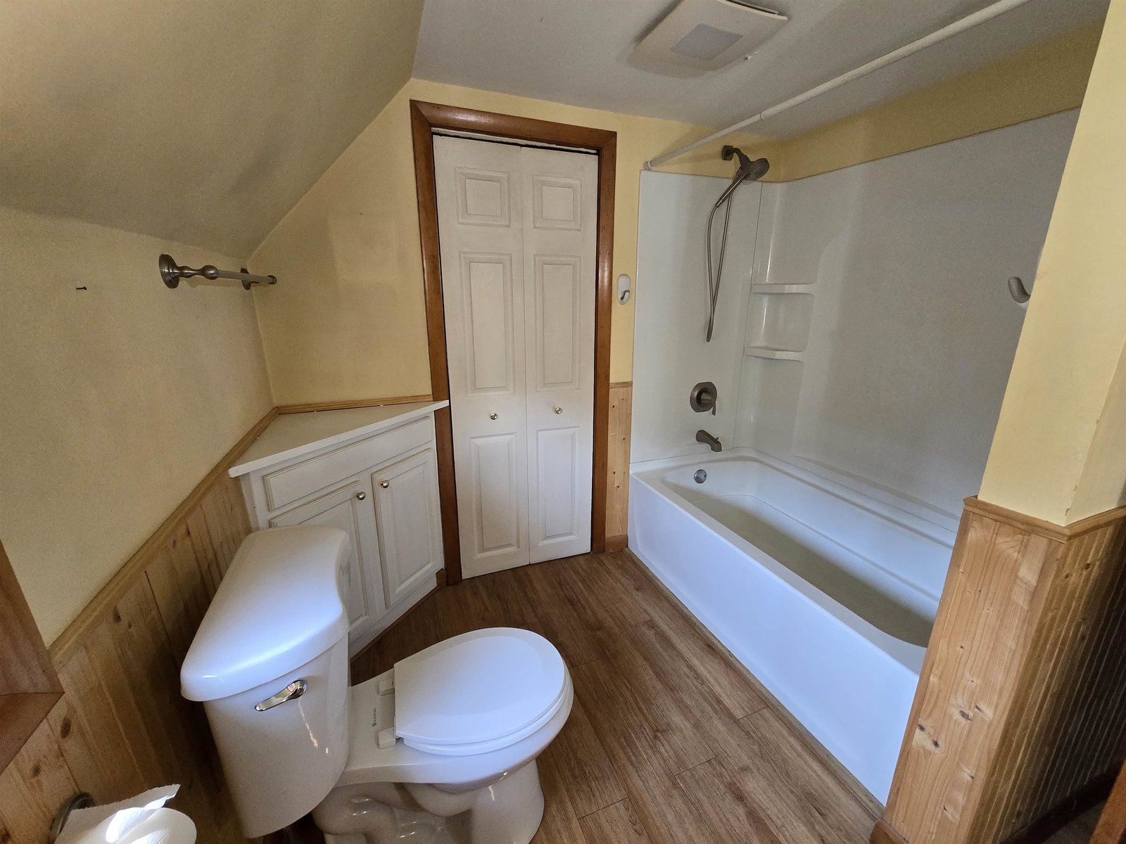 1st floor bathroom