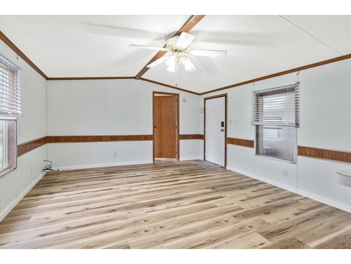 37 Avenue B