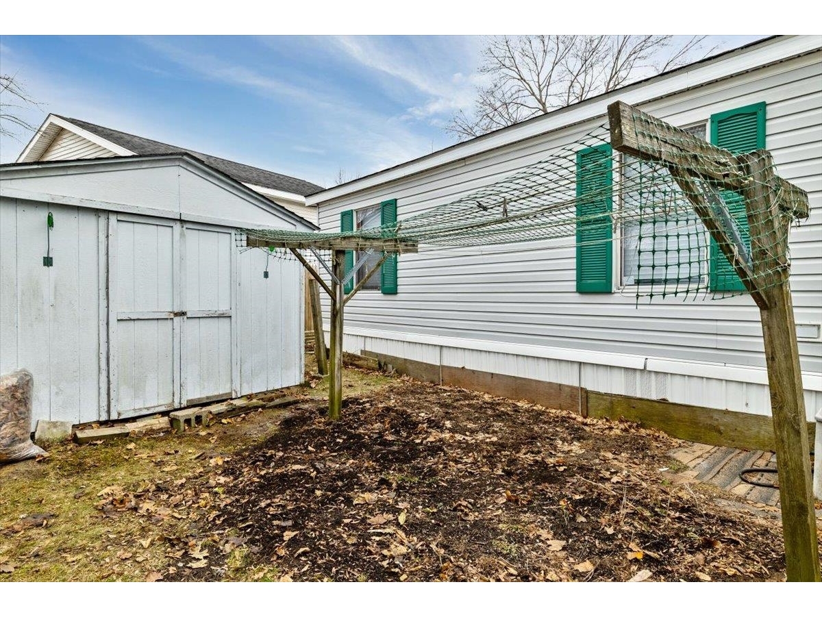 37 Avenue B