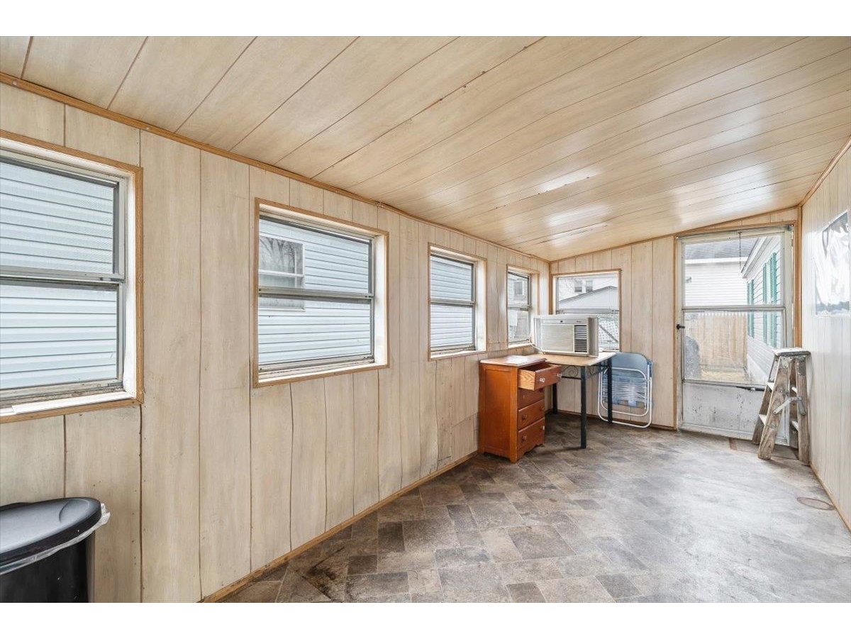 37 Avenue B