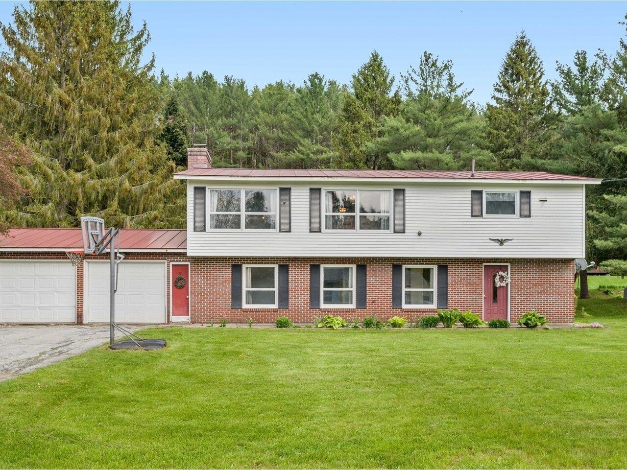 37 Dickinson Drive