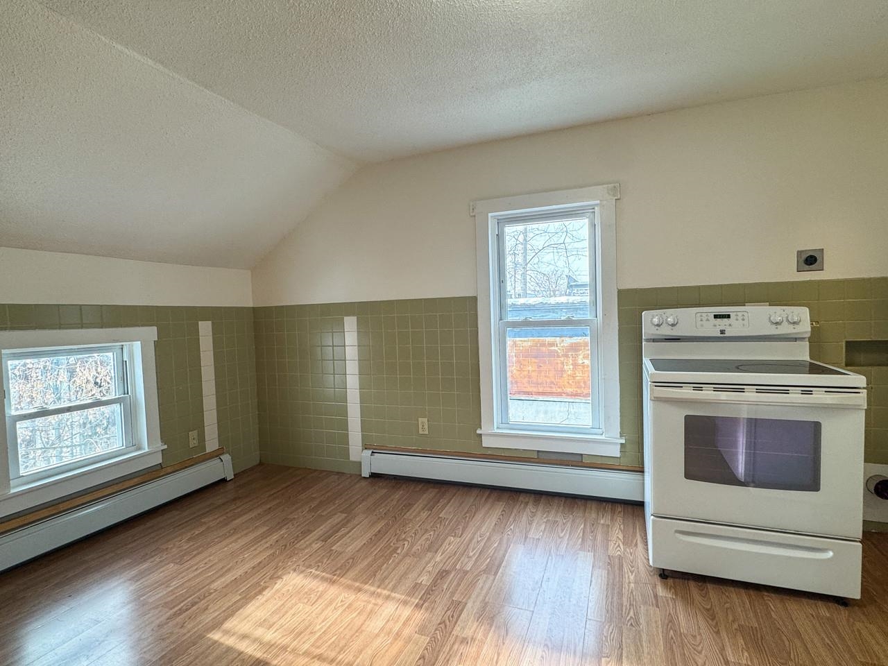 Eat-in Dining Space