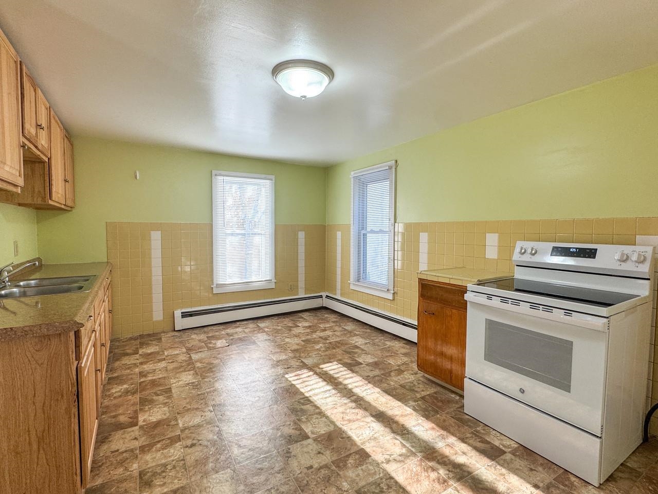 Spacious Eat-in Kitchen