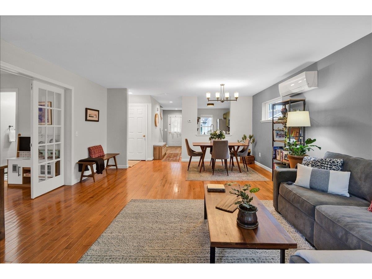 37 Fox Run Road