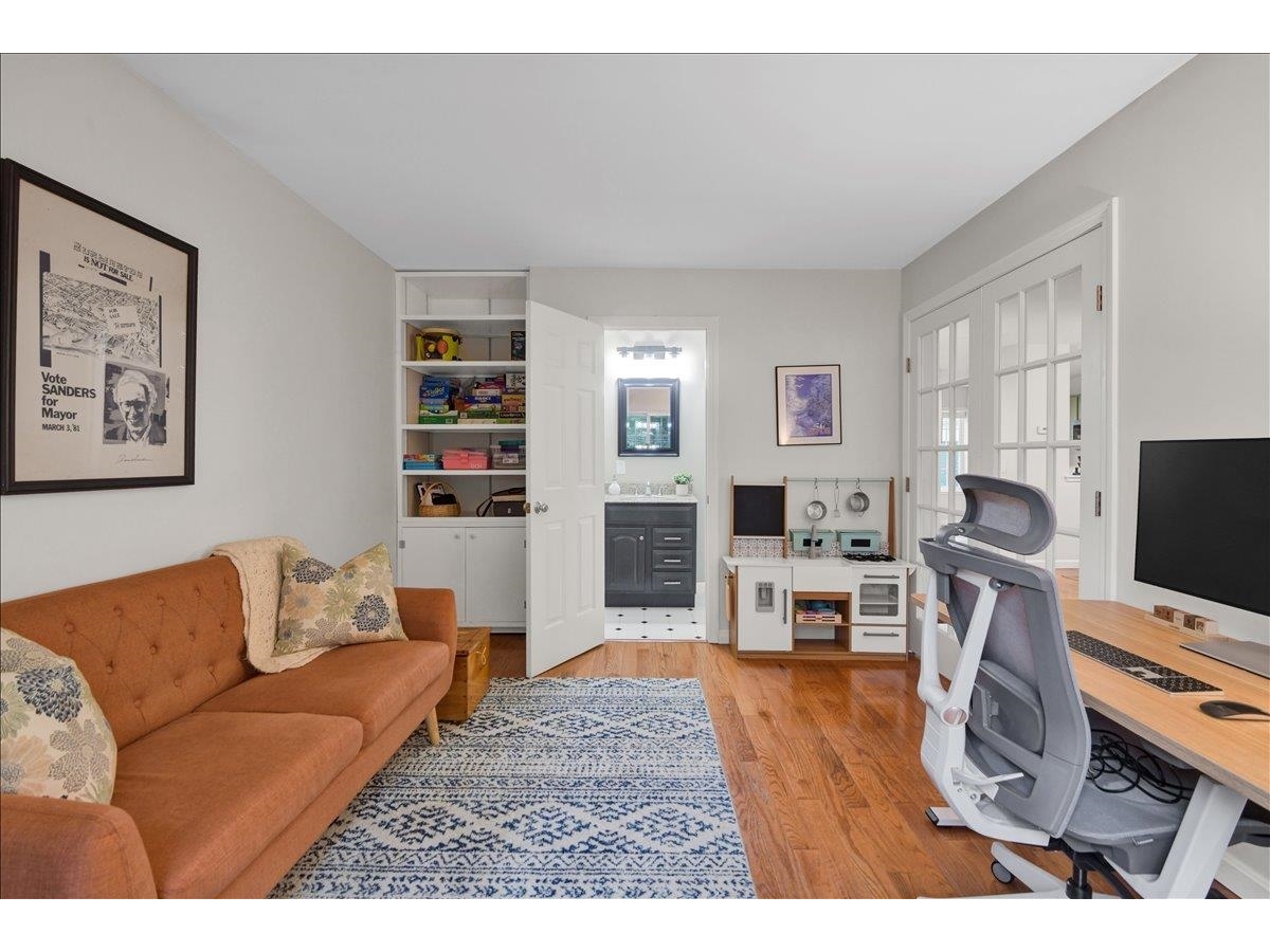 37 Fox Run Road