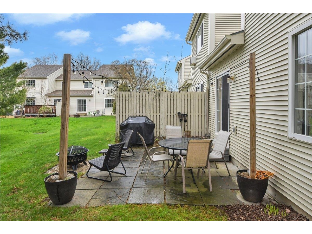 37 Fox Run Road