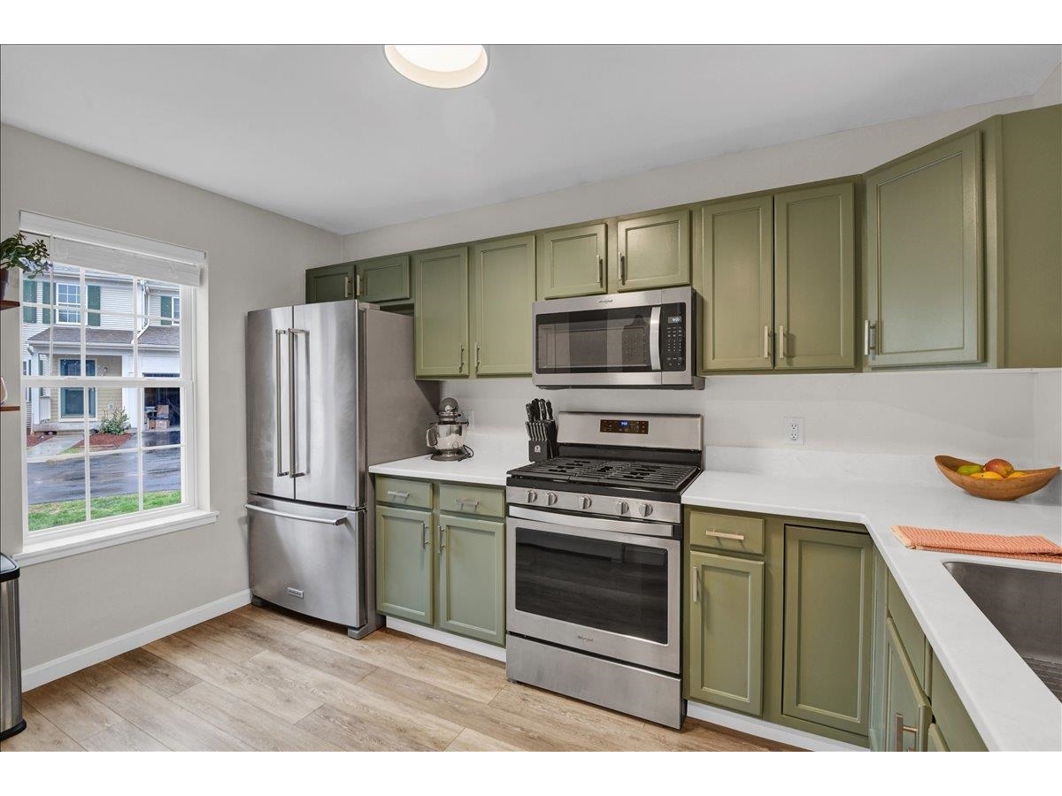 37 Fox Run Road