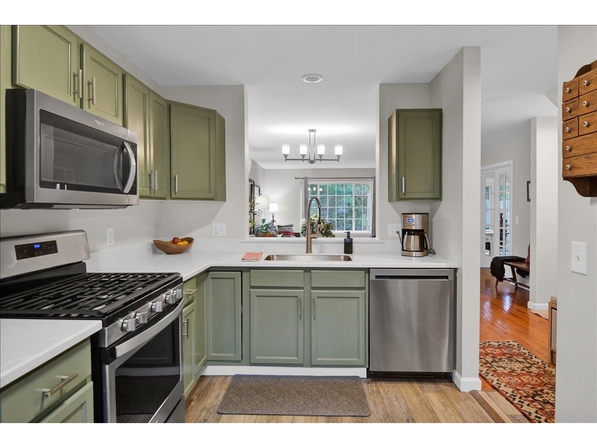 37 Fox Run Road