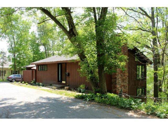 Front og house from west