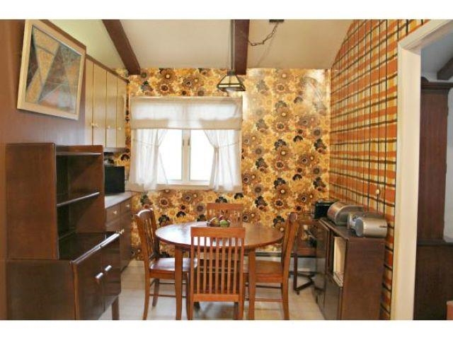 Breakfast nook