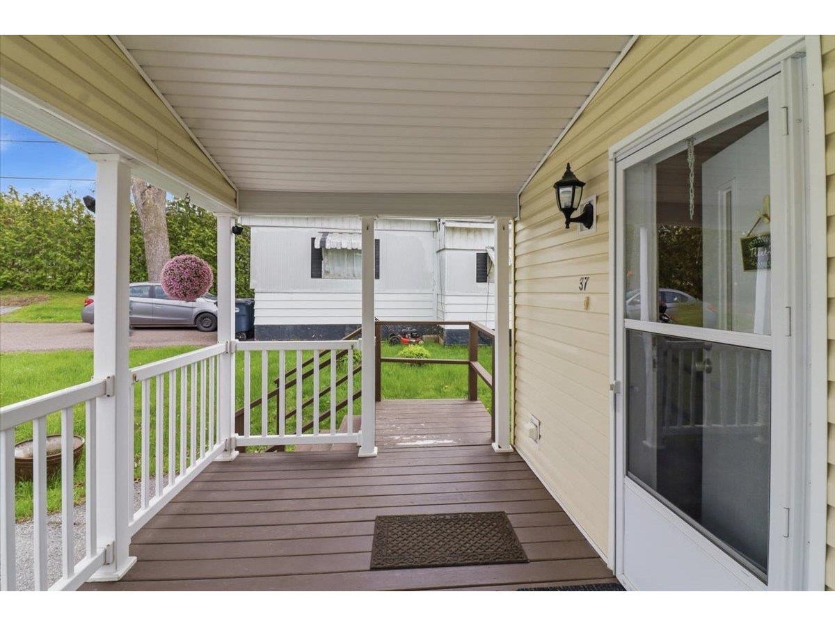 37 Penny Lane