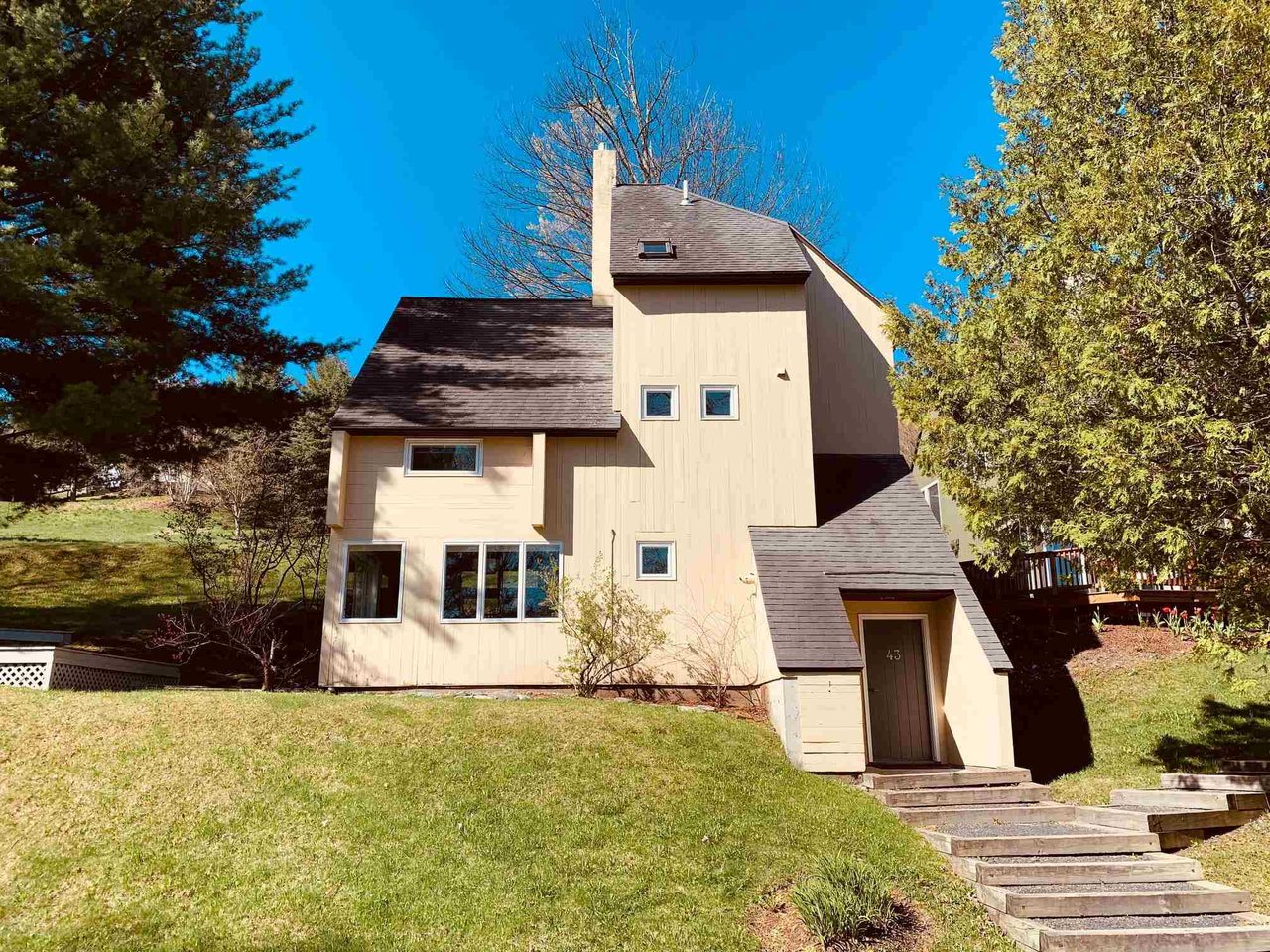 37 Spring Fling Road, Unit 43